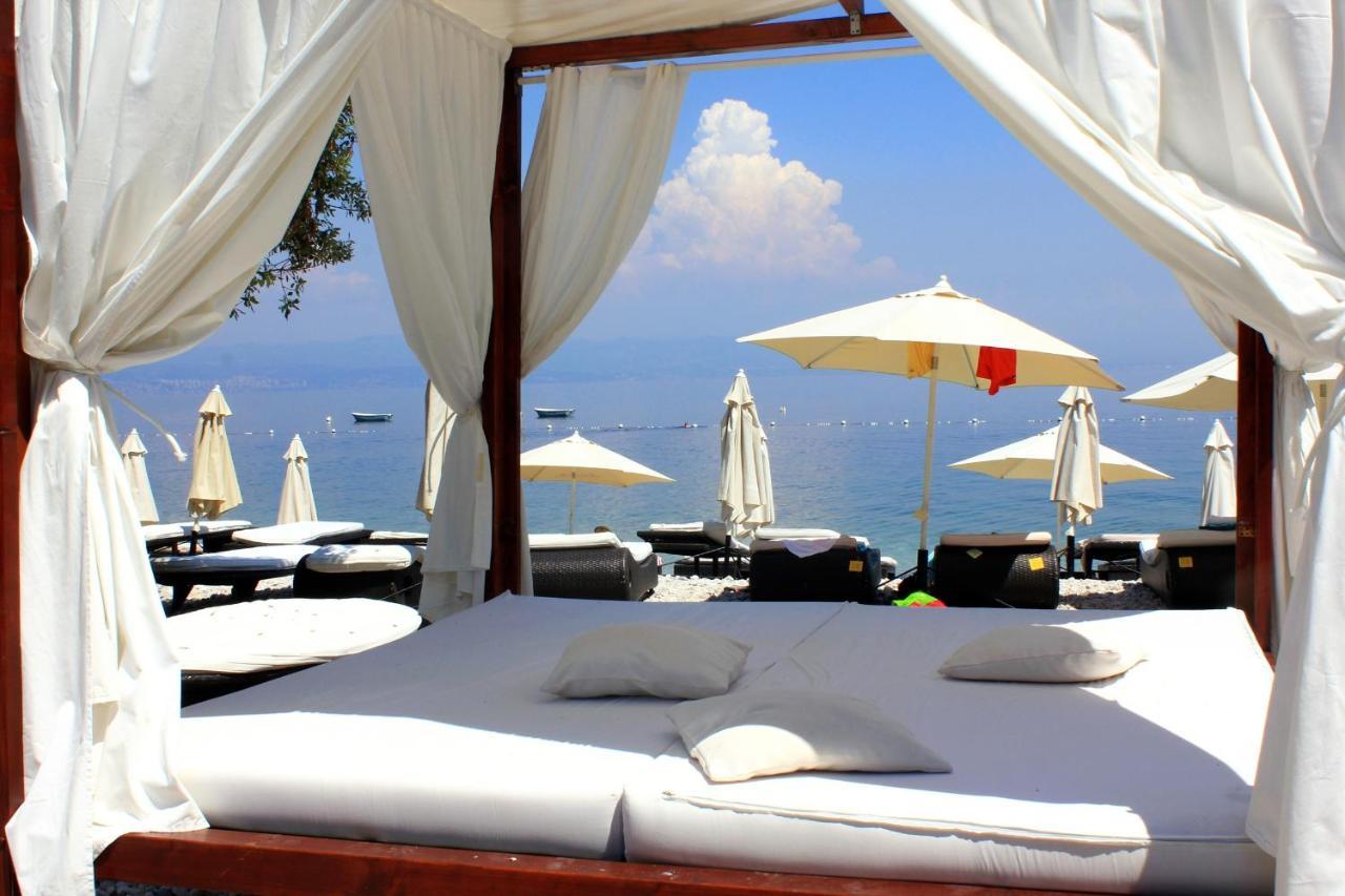 Apartments By The Sea Medveja, Opatija - 7720 ลอฟราน ภายนอก รูปภาพ
