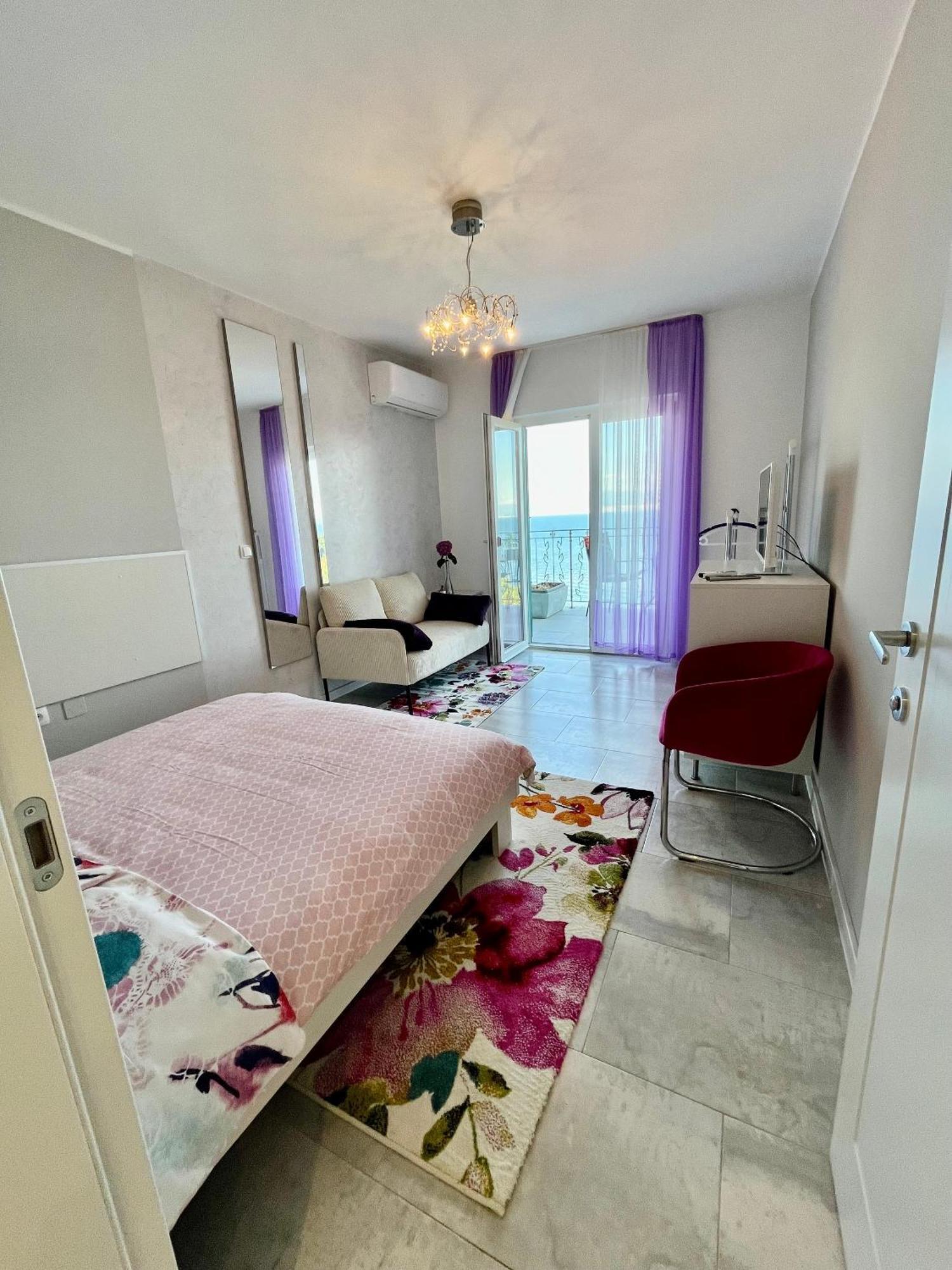 Apartments By The Sea Medveja, Opatija - 7720 ลอฟราน ภายนอก รูปภาพ