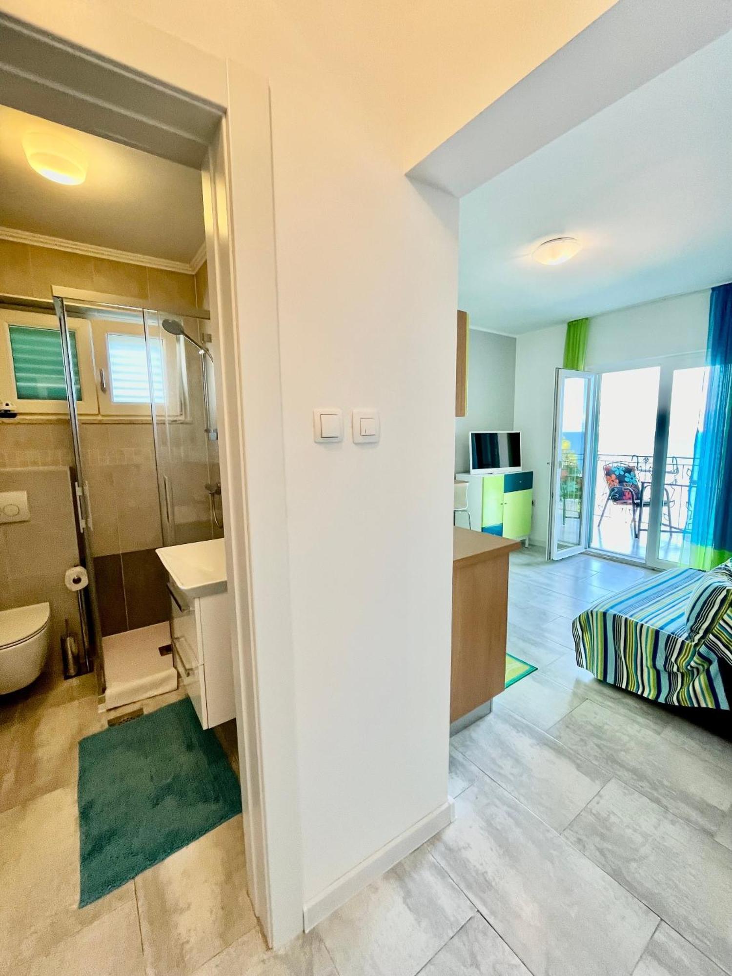 Apartments By The Sea Medveja, Opatija - 7720 ลอฟราน ภายนอก รูปภาพ